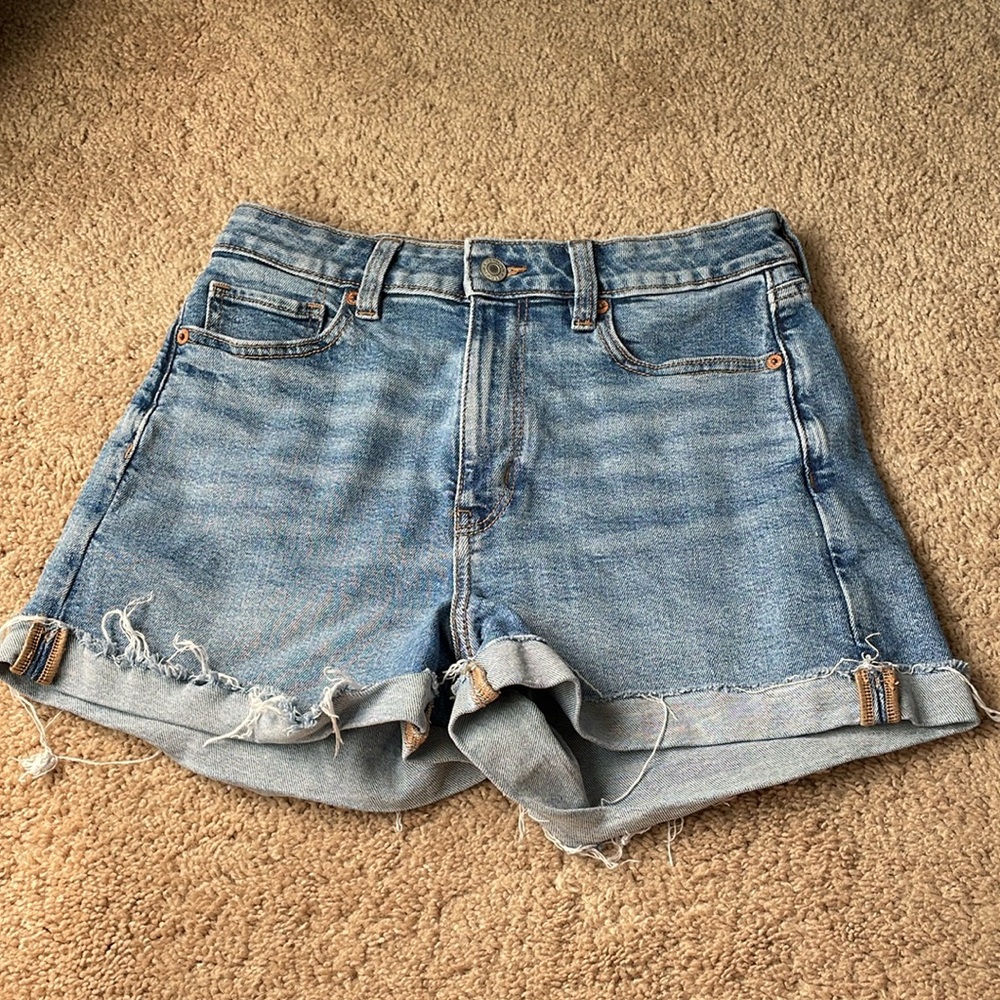 American Eagle stretch jean shorts size 4